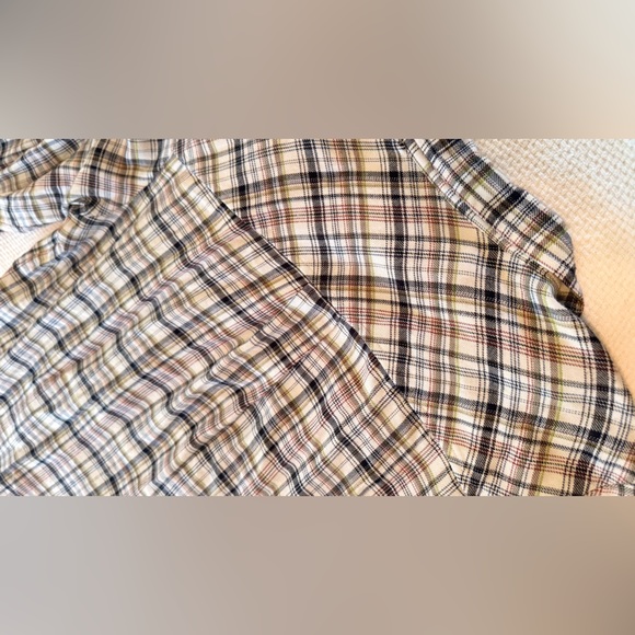 LOFT Plaid Button-Down Shirt - Picture 10 of 14